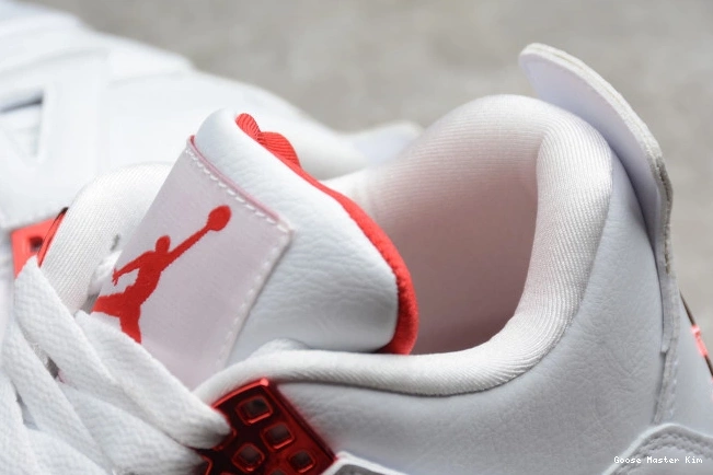 Red CT8527-112 Metallic Jordan Air 4 0601